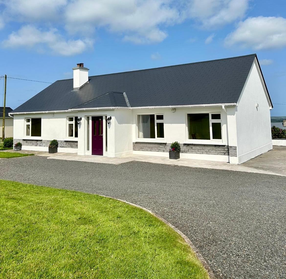 Breenville * Tralee